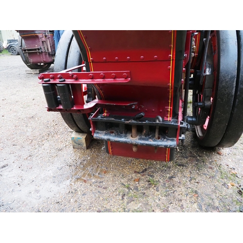 123 - Garrett 1919 4hp Showmans steam tractor originally known as the 