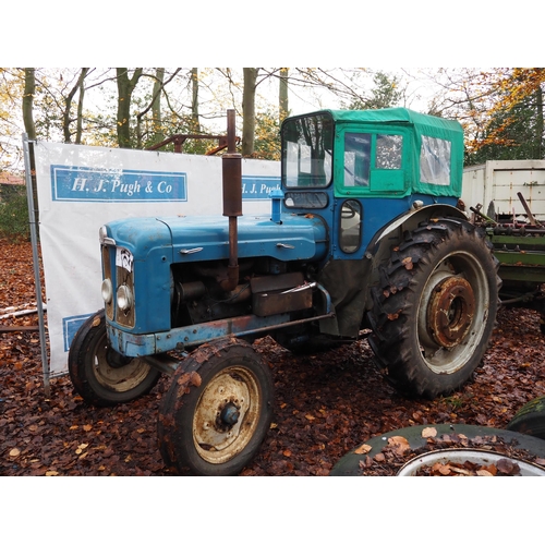 118 - Fordson New Performance Super Major tractor. 1961. In full working order. Comes with rear wheel weig... 