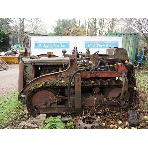 113 - International TD9 crawler. Spares or repairs.