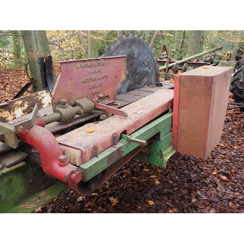 125 - W. Tasker & Sons Ltd mobile rack saw in good working. Still in use and shown at many steam rallies. ... 