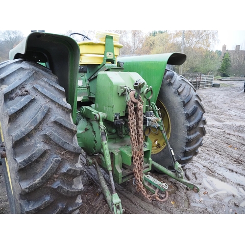 477 - John Deere 4520 tractor. 1968. Runs and drives. Type T813R. S/n 008822R. Showing 2176 hours