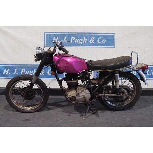824 - BSA Trophy motorcycle. 1969.
Frame No. B25B655 
C/w Nova docs