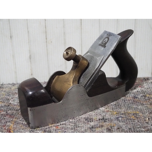 635 - Early Norris smoothing plane with rosewood infill