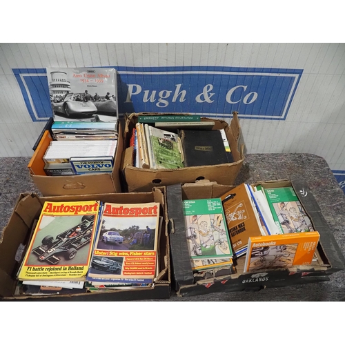 640 - Assorted motoring literature, Autosport magazines and workshop manuals