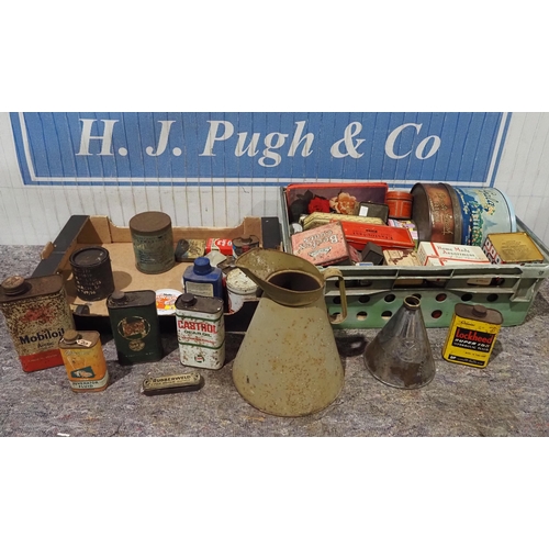 642 - Large quantity of assorted oil and confectionary tins