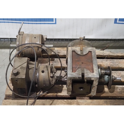 665 - 3 Rotary lathe chucks