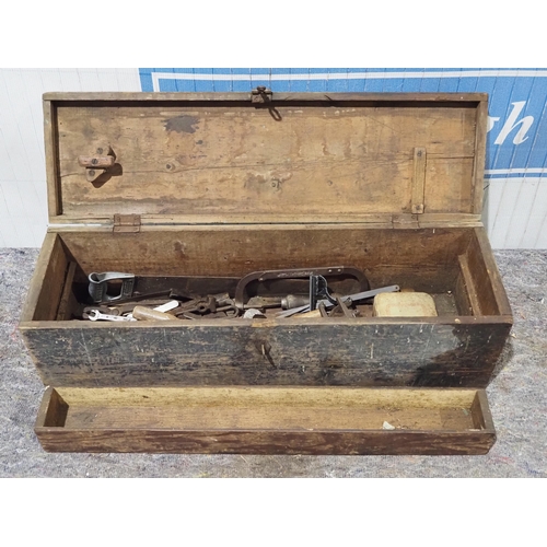 757 - Wooden chest with engineering tools