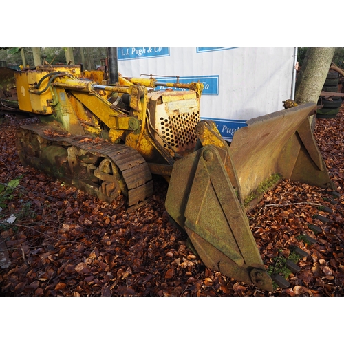 272 - International BTD6 Drott crawler. S/n BD9942. For spares or repairs