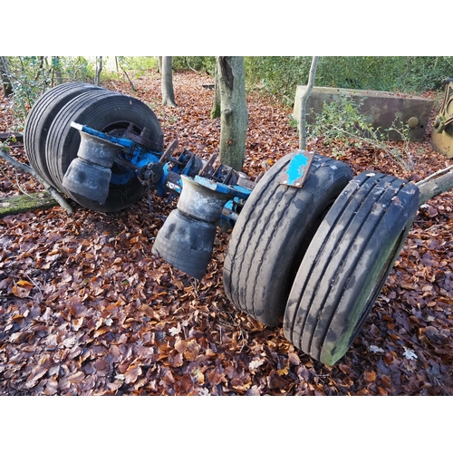 291 - Lorry axle and 4 wheels