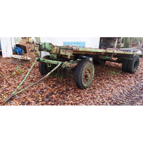 372 - Bale trailer