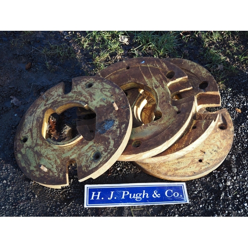 2146 - John Deere rear wheel weights