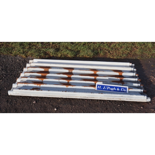 2355 - Roofing sheets 6ft - 8