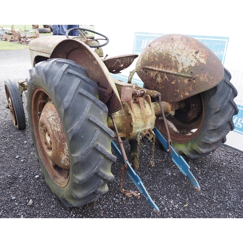 2005 - Ferguson TEA tractor. Runs and drives.  Petrol paraffin. S/n TEA181931. For restoration