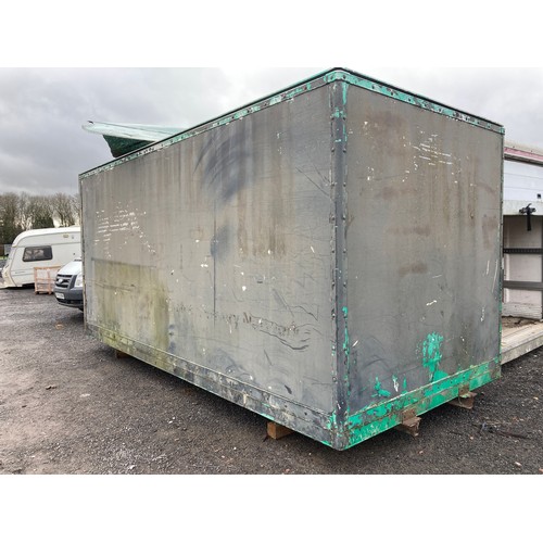 2154 - Lorry body / storage container 16x7ft. Roof is damaged