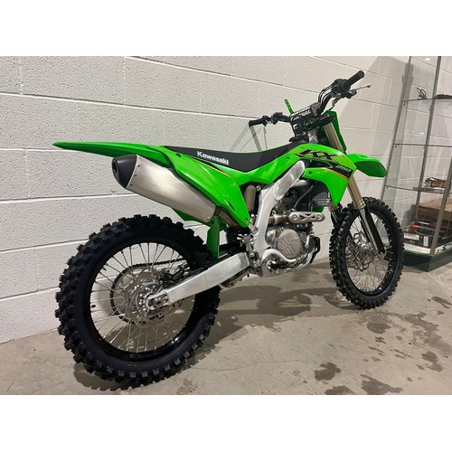 531 - Kawasaki KX 250 motocross bike. 2022. Runs & rides. Little use, has had fuel and started, No frame n... 