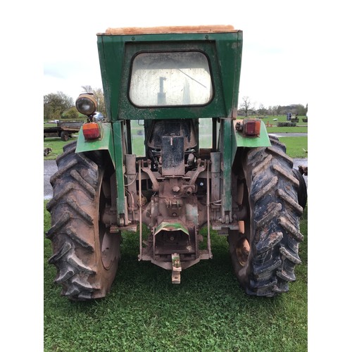 1373 - John Deere 2020 tractor. Reg. JYA 720K. No V5. Key in office