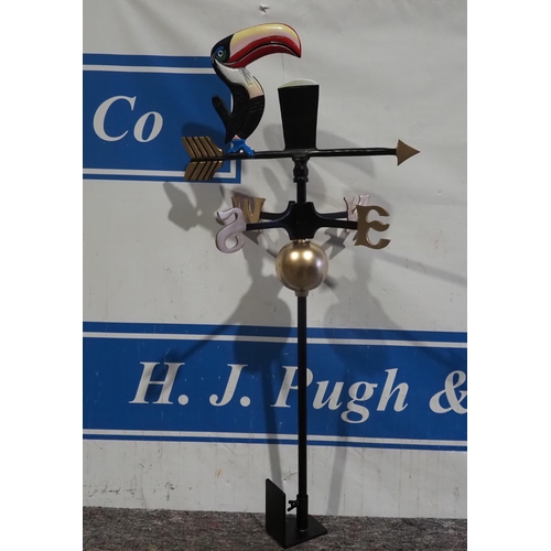 640 - Guinness toucan weathervane - 42