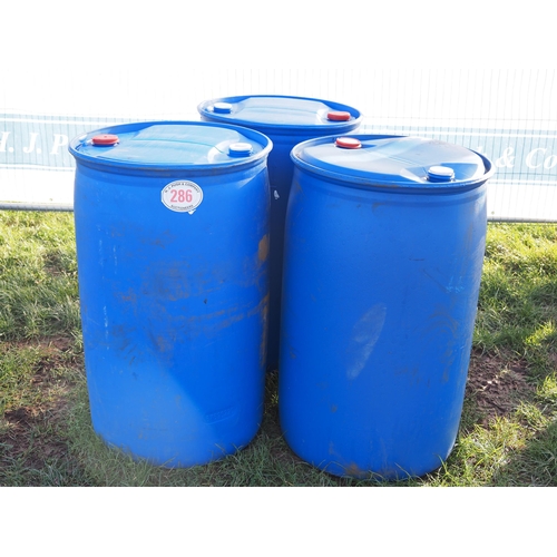 286 - Blue 205l poly drums - 3