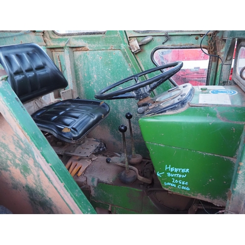 1373 - John Deere 2020 tractor. Reg. JYA 720K. No V5. Key in office