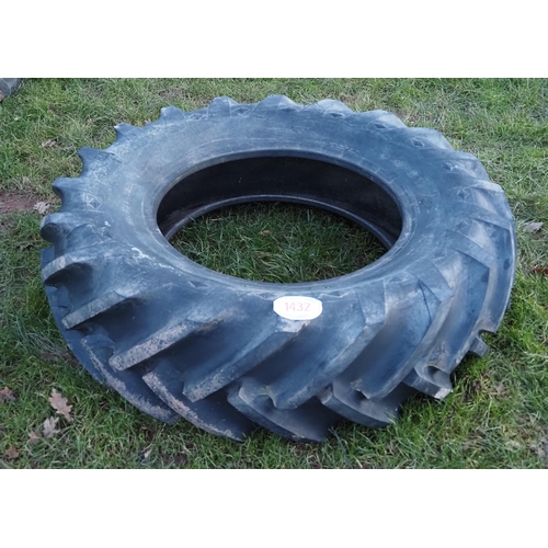 1432 - Goodyear rear tractor tyre 16.9/1.4-28