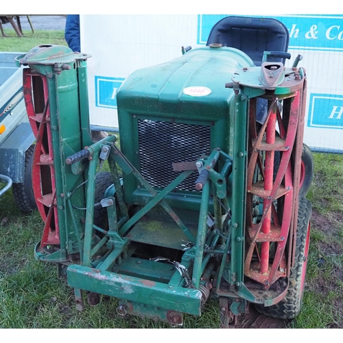 1440 - Ransomes M4 motor triple mower S/N KD7027