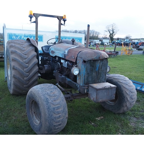 1443 - Fordson Major tractor puller with 6 cylinder engine. 130HP. Fitted with floatation tyres, power stee... 