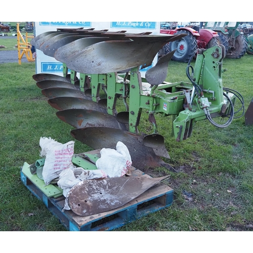 1448 - Dowdeswell DP 7E 6 furrow plough with pallet of spare parts. S/N 981634238. Manuals in office