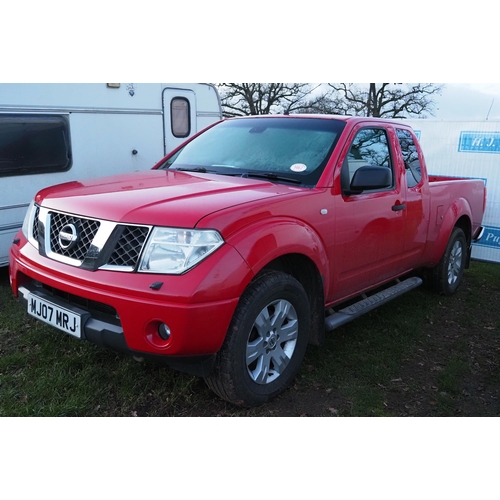 1467 - Nissan Navara Outlaw pickup. 2007. MOT until 20/12/23. Recent service. Runs. Reg. MJ07 MRJ. 2 keys a... 