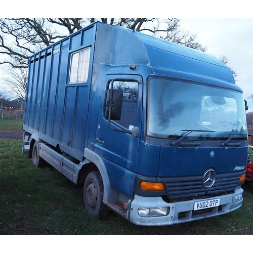 1469 - Mercedes Atego 815 horse lorry. 2002. Tested until December 2023. Runs and drives. Reg. VU02 OTP. V5... 