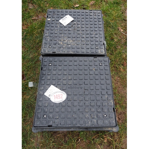 1492 - Poly pipe drain covers 2'x2ft - 4