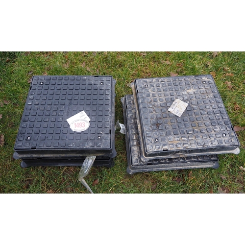 1493 - Poly pipe drain covers 2'x2ft - 4