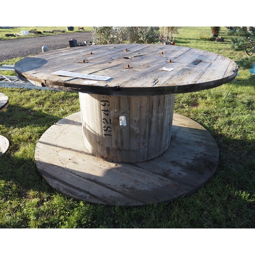 86 - Large wooden cable reel