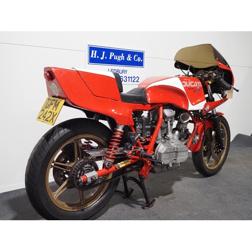 832 - Ducati Darmah motorcycle. 1982. 900cc. 
Frame No. 952313.
Engine No. 906036.
Marzocchi forks. 40mm D... 