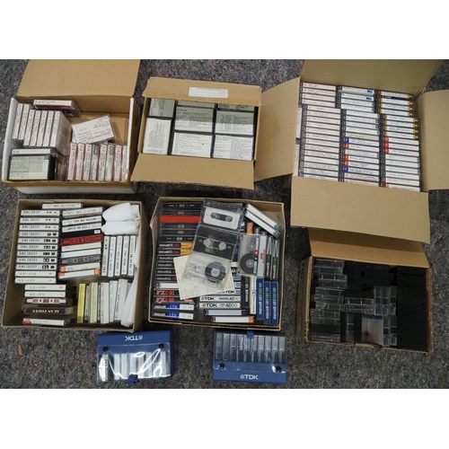 125 - Large quantity of jazz and other cassette recordings to include Bing Crosby