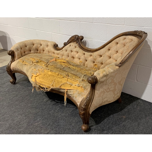 250 - Carved walnut chaise longue in need of reupholstering 78