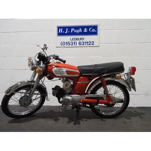 871 - Yamaha YB100 motorcycle, 1976, 97cc.
Frame no. L2-212636
Engine no. L2-212636
Runs and rides well, h... 