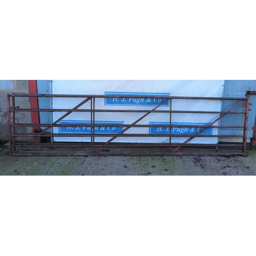 66 - Farm gates 15ft -2