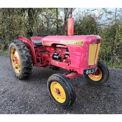 380 - David Brown 990 implematic tractor. Runs