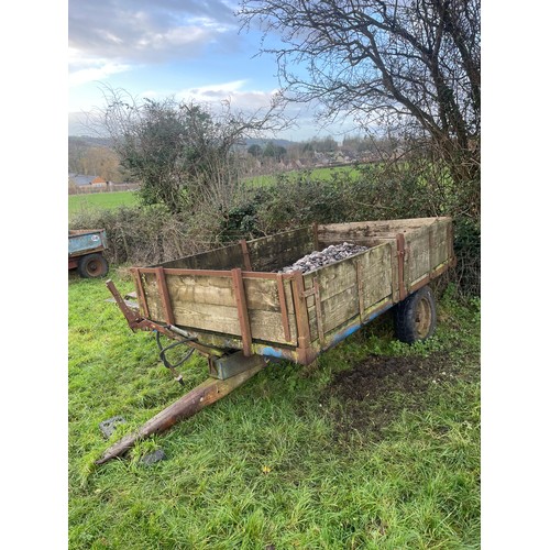 418 - 3 Ton farm trailer. Tyres hold air, needs ram seals, some wood rotten