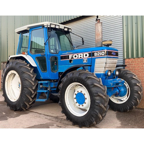 373 - Ford 8210 4WD Super Q Series 3 tractor. 1991. Showing 6400 hours. Very nice original tractor