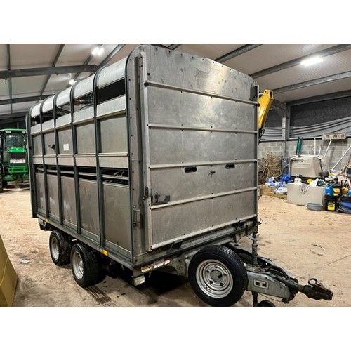 421 - Ifor Williams DP120 10ft livestock trailer