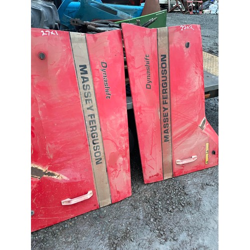 140 - Massey Ferguson 8000 series panels - 2