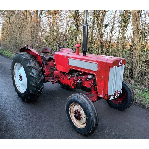 379 - International B414 tractor. 1962. Somerset tractor