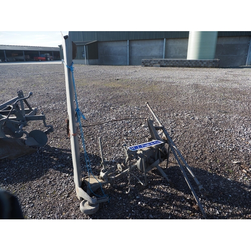 489 - Ferguson finger bar mower