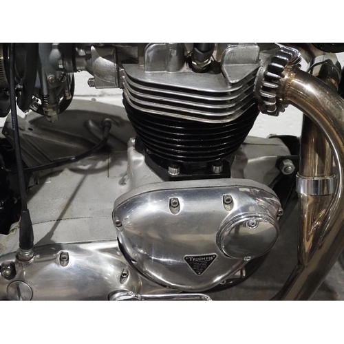 841 - Triumph T120R motorcycle. 1967. 650cc.
Frame No. T120RDU62989
Engine No. T120RDU62989
Bike was rebui... 