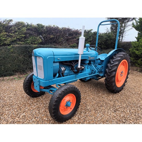 381 - Fordson Major 6 cylinder tractor. Runs