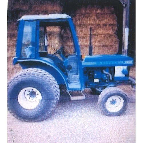 388 - Ford 1910 compact tractor. Runs. 3060 hours showing. No reg number. Keys in office
