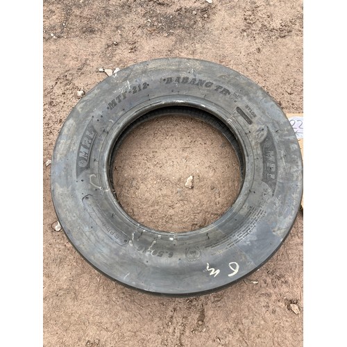 220 - Front tractor tyre 650x16