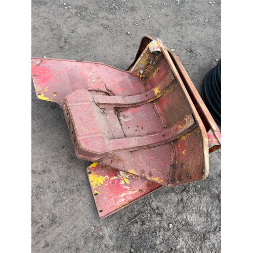 187 - 2 Massey Ferguson rear wings c/w alloy handles and rear lights