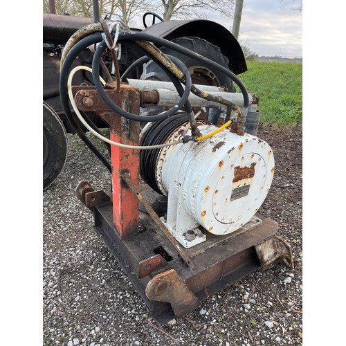 408 - Tractor mounted Hydraulic winch. In good working order